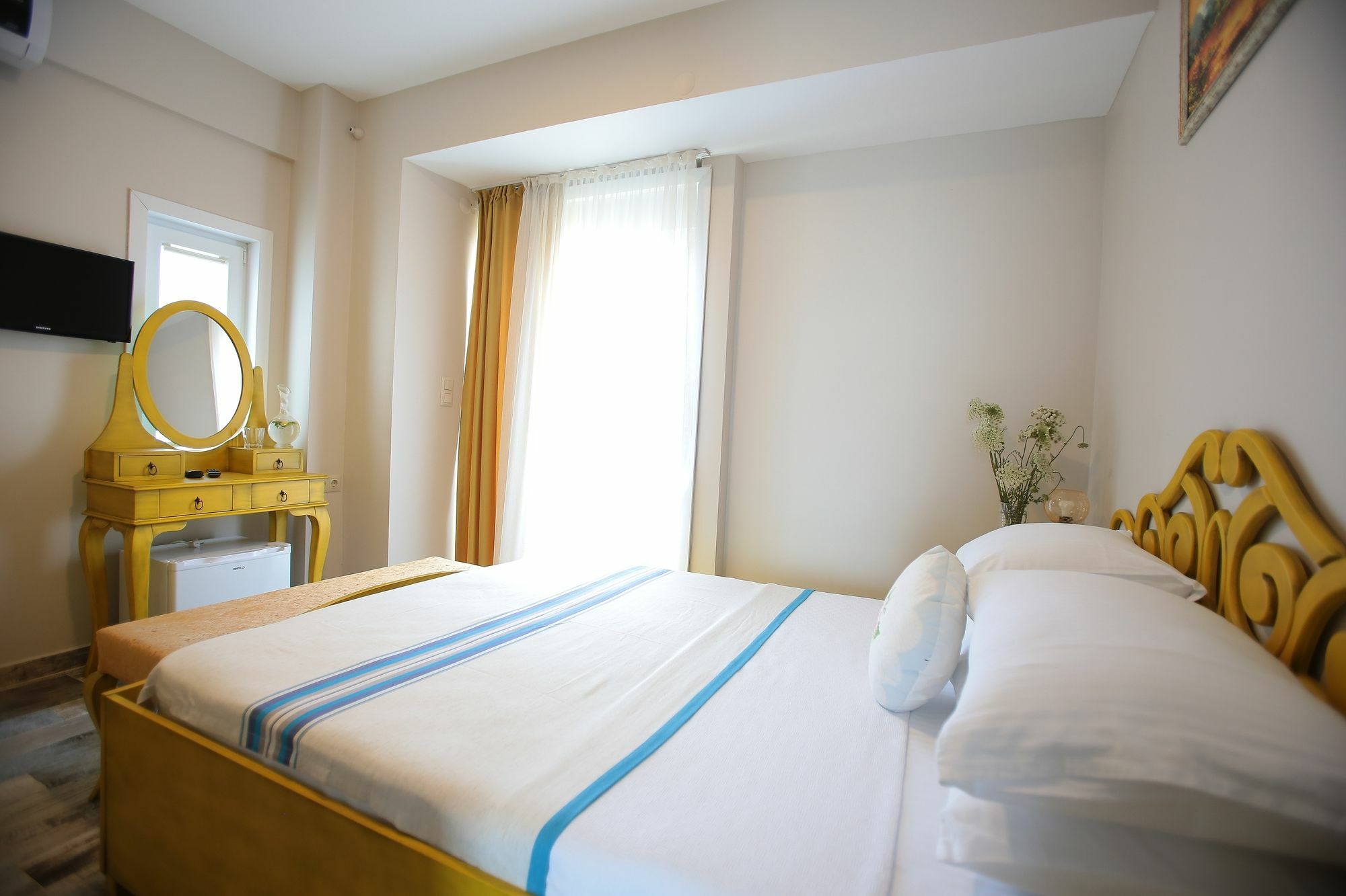 Cunda Morisi Otel Айвалык Экстерьер фото