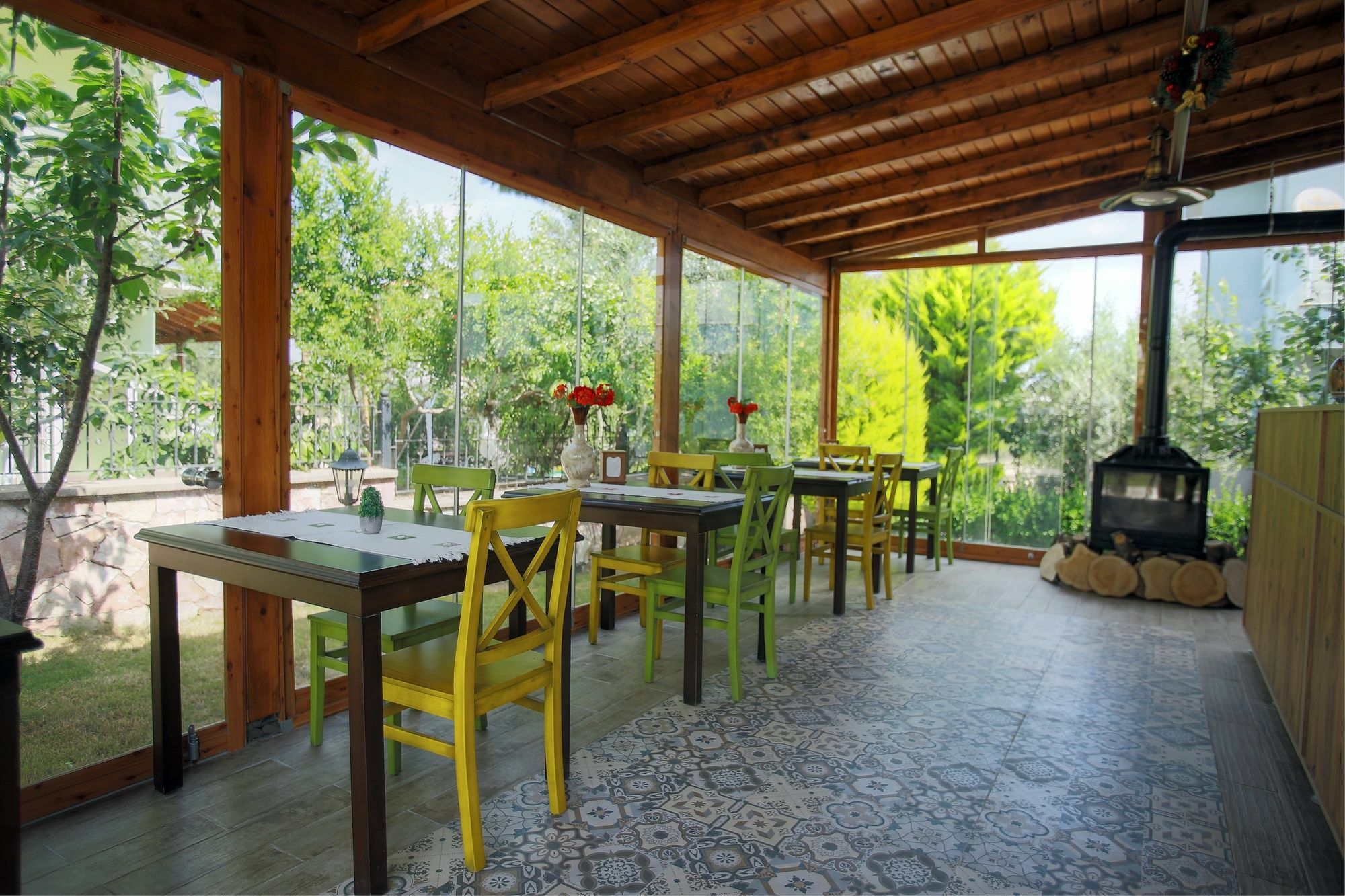 Cunda Morisi Otel Айвалык Экстерьер фото