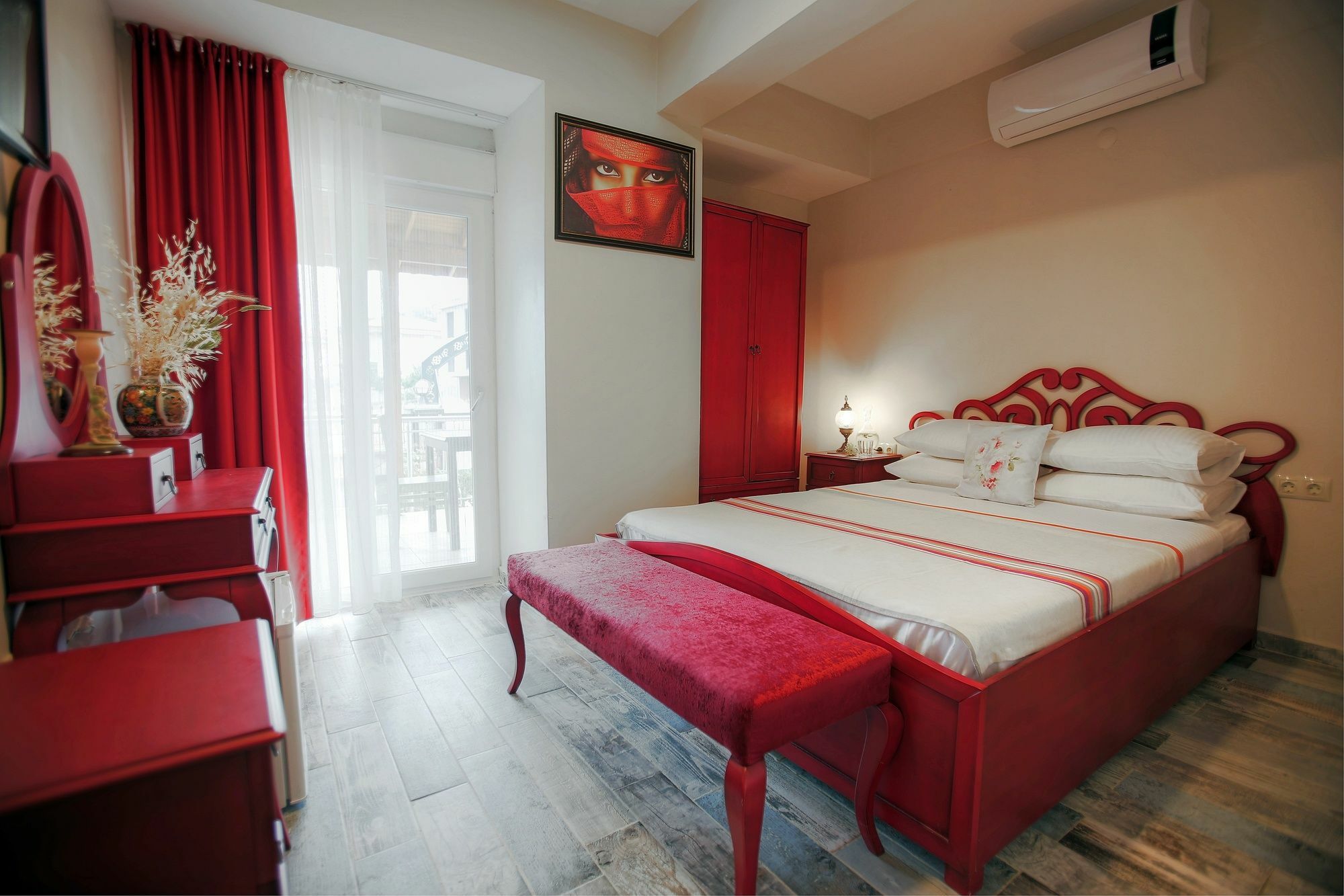 Cunda Morisi Otel Айвалык Экстерьер фото